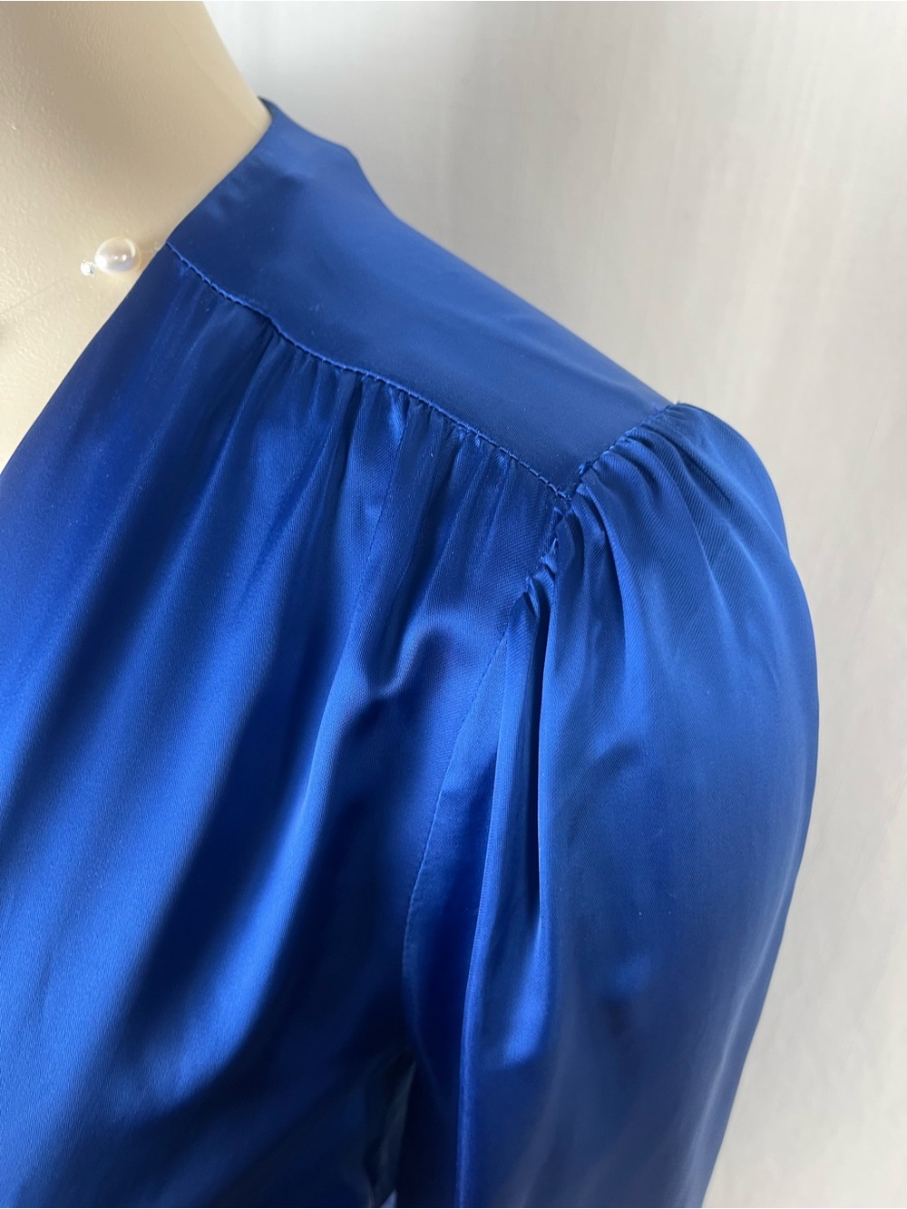 💙Wilfred Royal Blue Satin Long Sleeve Button-Front Midi Dress XS 💙 - Picture 4 of 9